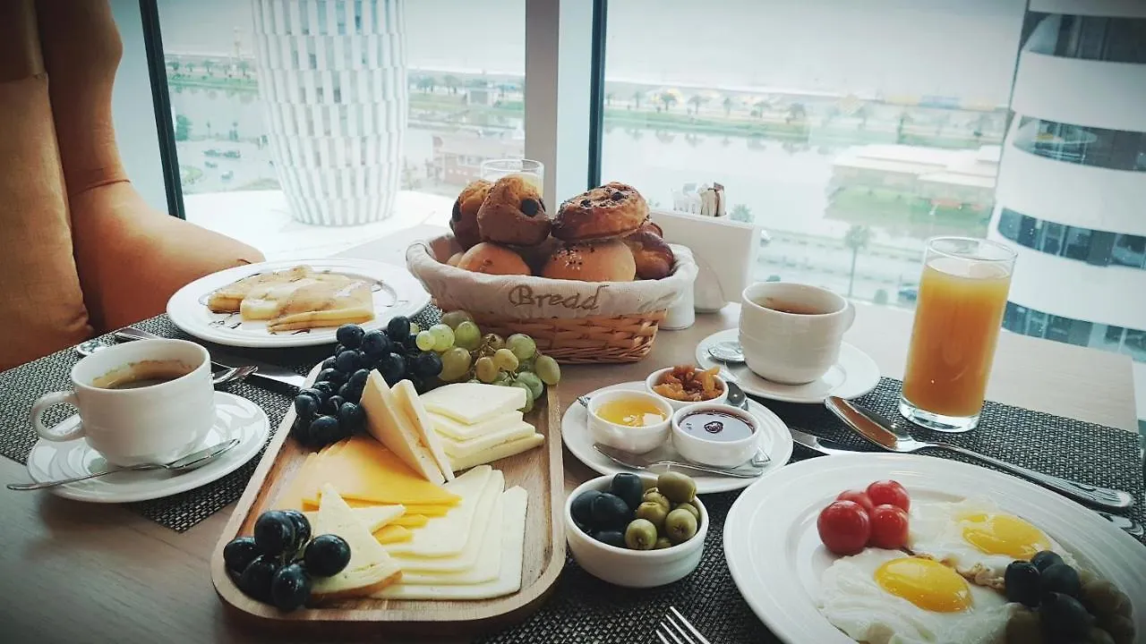فندق بيست ويسترن بريمير باتومي 5*,  جورجيا